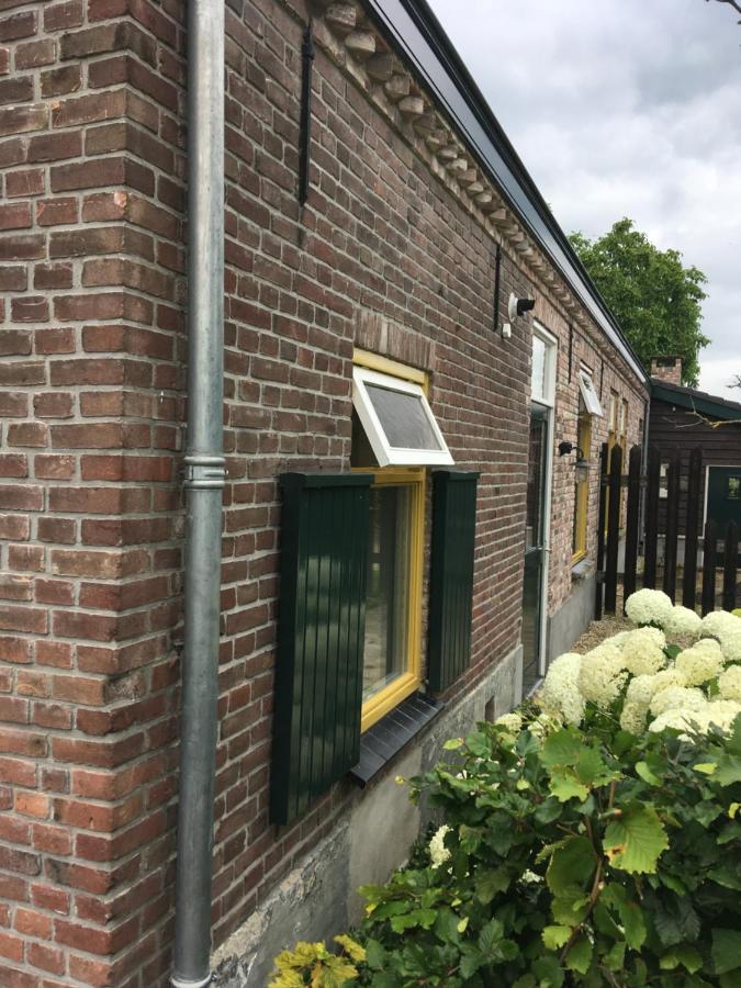 Vakantiehuis In Het Voorhuis Dommelen Esterno foto