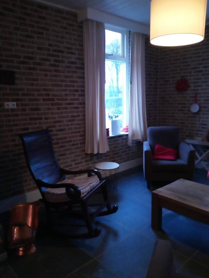 Vakantiehuis In Het Voorhuis Dommelen Esterno foto