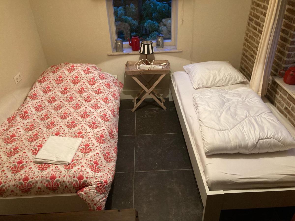 Vakantiehuis In Het Voorhuis Dommelen Esterno foto